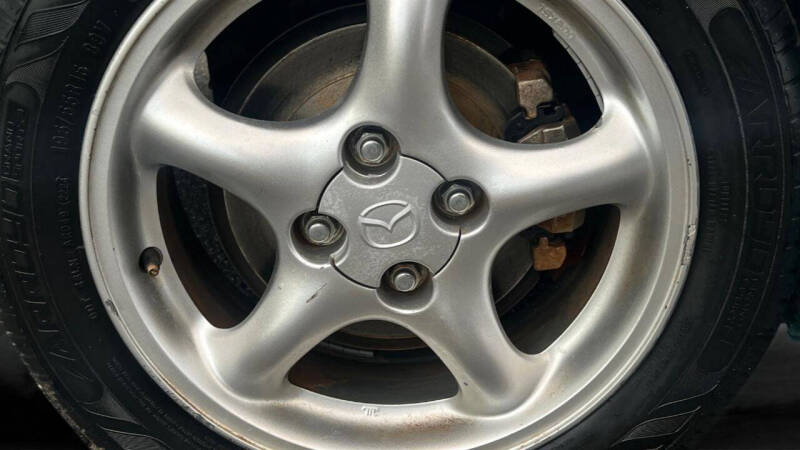 2002 Mazda MX-5 Miata LS