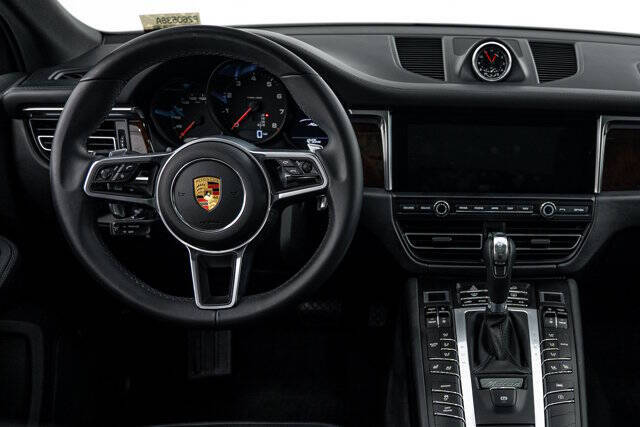 2021 Porsche Macan
