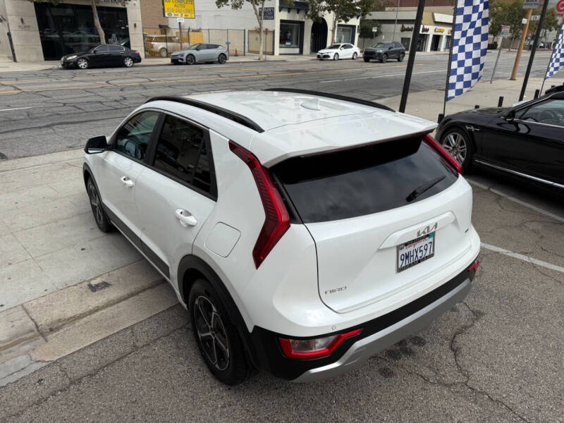 2024 Kia Niro EX
