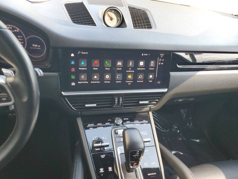 2022 Porsche Cayenne