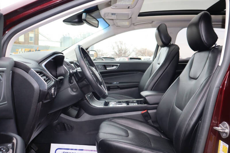 2019 Ford Edge Titanium