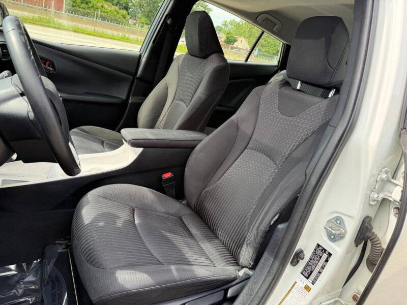 2017 Toyota Prius Three