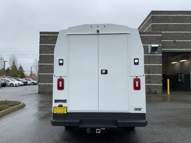 2025 Ford E-Series