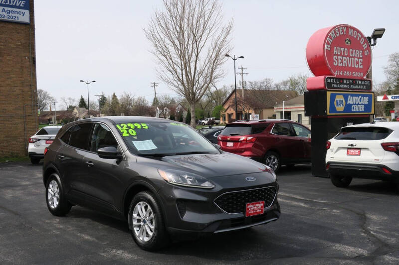 2020 Ford Escape SE