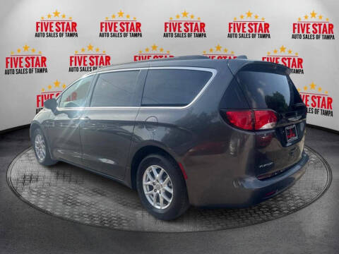 2020 Chrysler Voyager LXi