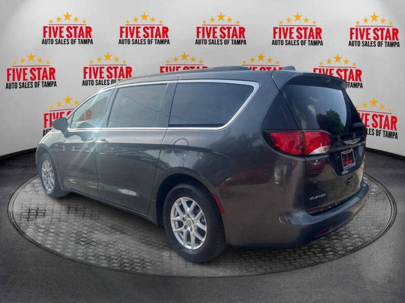 2020 Chrysler Voyager LXi