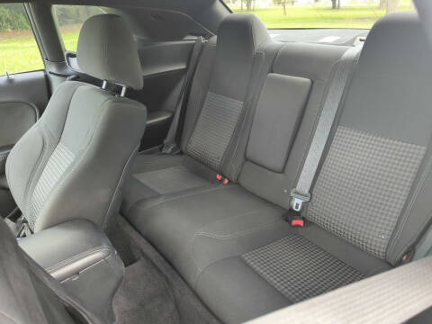 2017 Dodge Challenger SXT