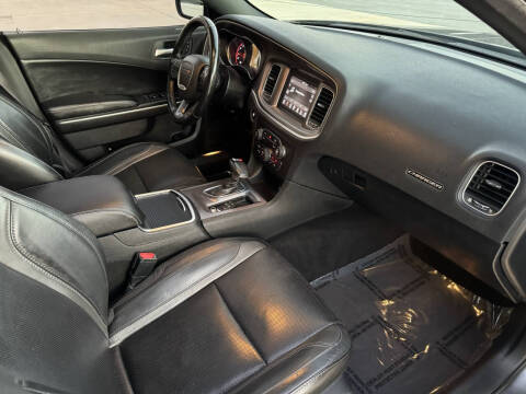 2019 Dodge Charger SXT