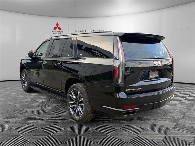 2023 Cadillac Escalade ESV Sport