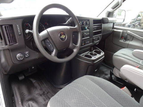 2024 Chevrolet Express 2500
