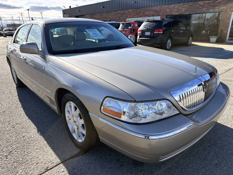 2009 Lincoln Town Car for sale at Motor City Auto Auction in Fraser MI