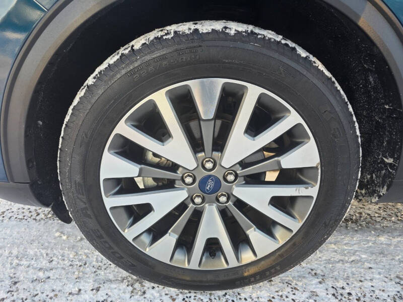 2020 Ford Escape Titanium