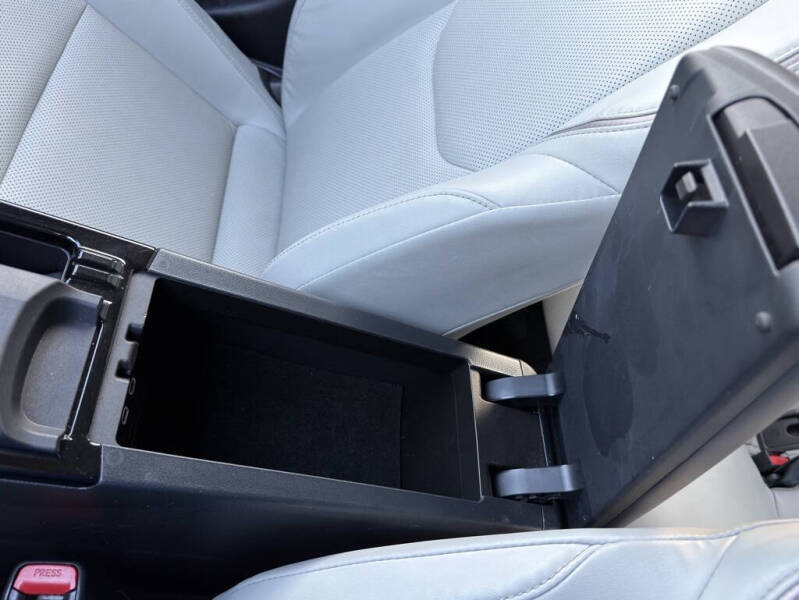 2024 Toyota Prius Limited