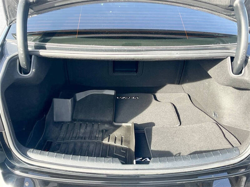 2020 Kia Cadenza Technology