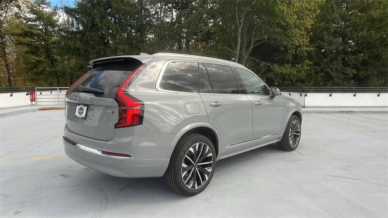 2026 Volvo XC90 B6 Plus 7P