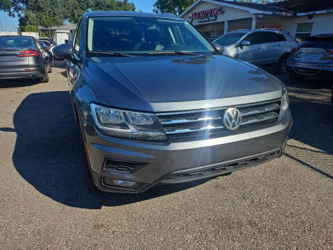 2018 Volkswagen Tiguan 2.0T SEL 4Motion