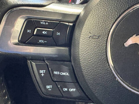 2020 Ford Mustang EcoBoost