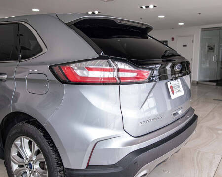 2022 Ford Edge Titanium