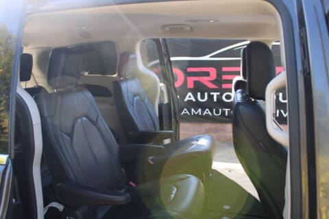 2020 Chrysler Pacifica Touring L