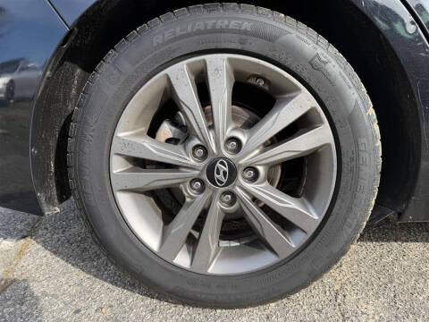 2018 Hyundai Elantra