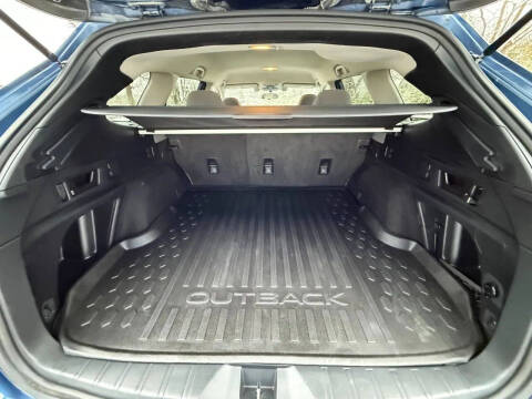 2022 Subaru Outback Premium