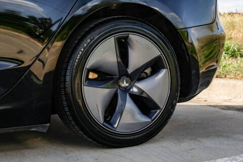 2019 Tesla Model 3 Standard Range Plus