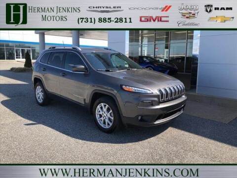 2018 Jeep Cherokee for sale at CAR MART in Union City TN