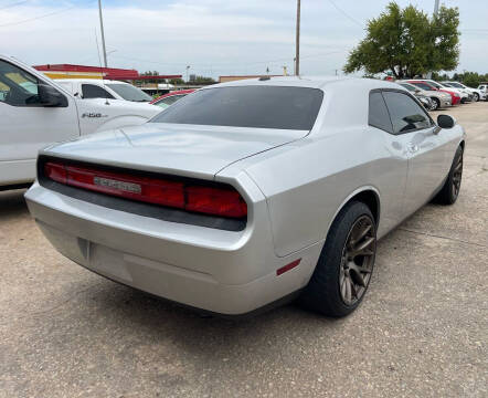 2010 Dodge Challenger SE