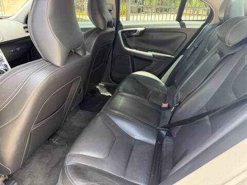 2017 Volvo S60 T5 Dynamic