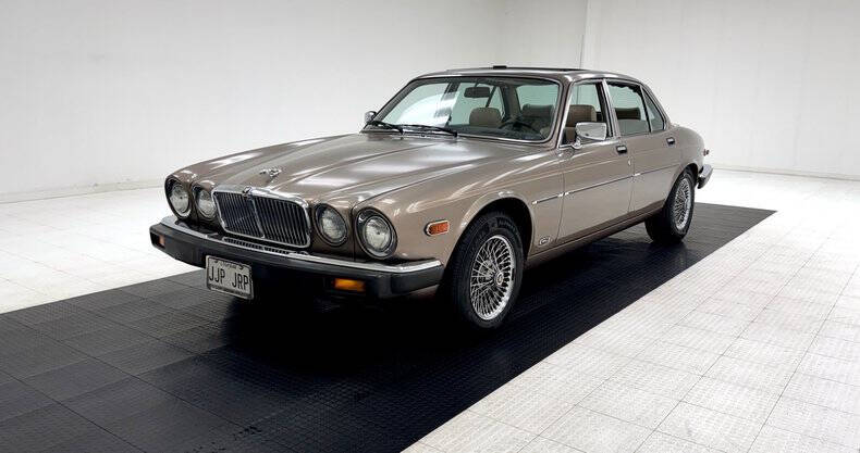 1986 Jaguar XJ-Series XJ6 Vanden Plas
