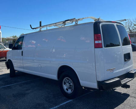 2021 Chevrolet Express 2500