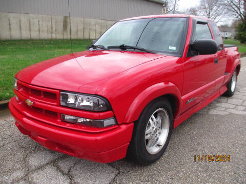 2002 Chevrolet S-10 for sale at Burt's Discount Autos in Pacific MO