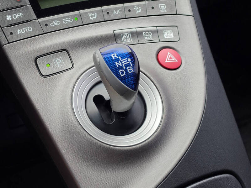 2012 Toyota Prius Two