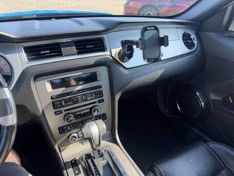 2010 Ford Mustang V6