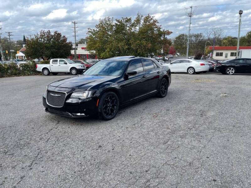 2017 Chrysler 300