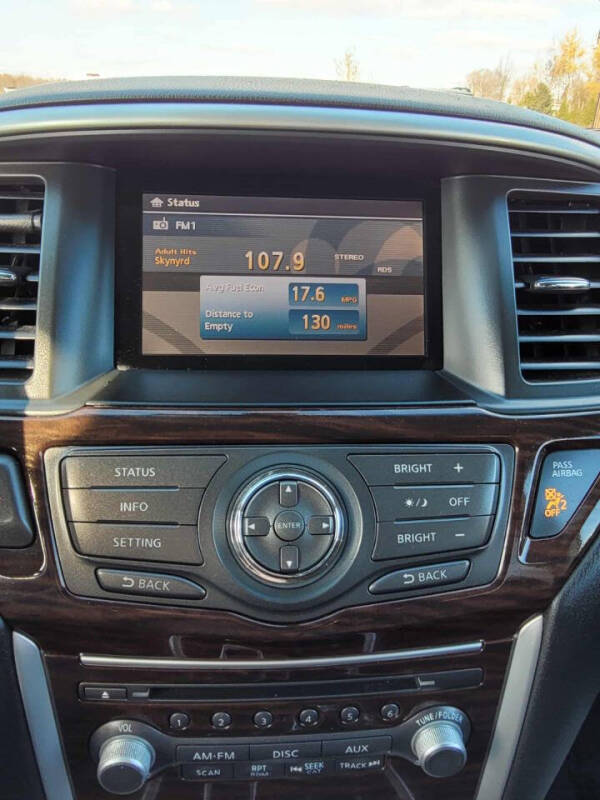 2014 Nissan Pathfinder SL