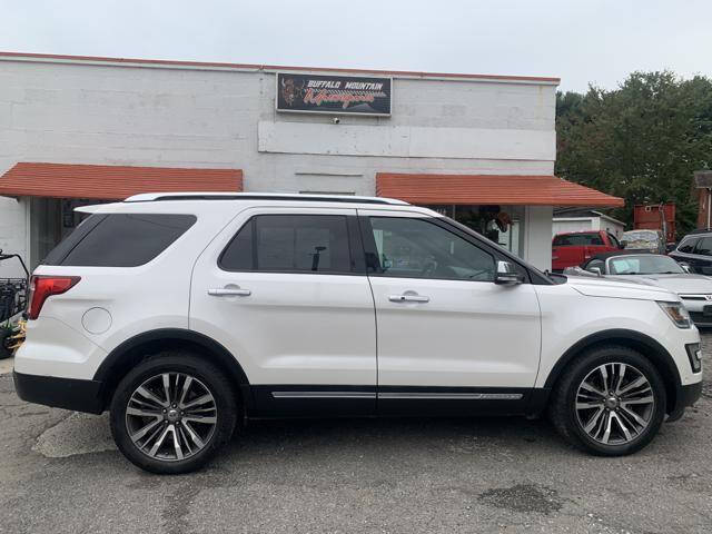 2017 Ford Explorer Platinum