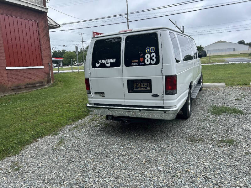 2008 Ford E-Series E-350 SD XLT