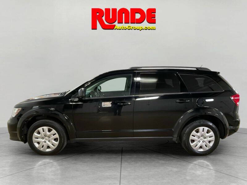 Used 2018 Dodge Journey SE with VIN 3C4PDDAG6JT189666 for sale in Hazel Green, WI