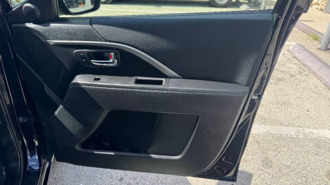 2013 Mazda MAZDA5 Sport