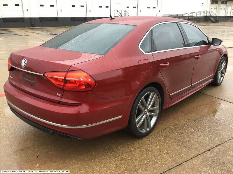 2016 Volkswagen Passat