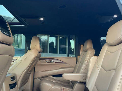 2017 Cadillac Escalade ESV Platinum