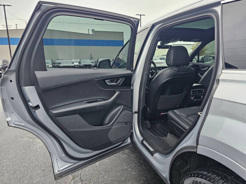 2019 Audi Q7 quattro Premium Plus 55 TFSI