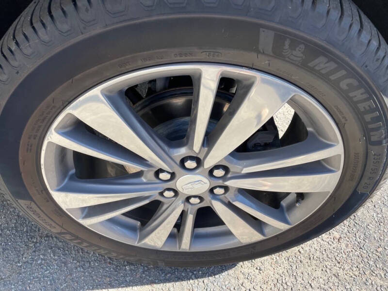 2020 Cadillac XT5 Premium Luxury