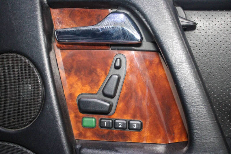 1991 Mercedes-Benz 500-Class 500 SL