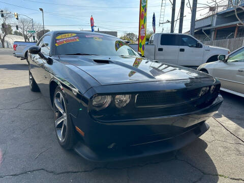 2014 Dodge Challenger for sale at Victory Auto Sales in Stockton CA