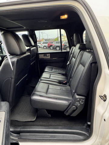 2017 Ford Expedition EL XLT