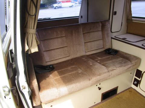 1985 Volkswagen Vanagon Camper