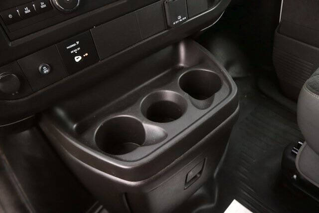 2024 GMC Savana 2500