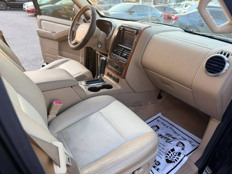 2010 Ford Explorer Eddie Bauer